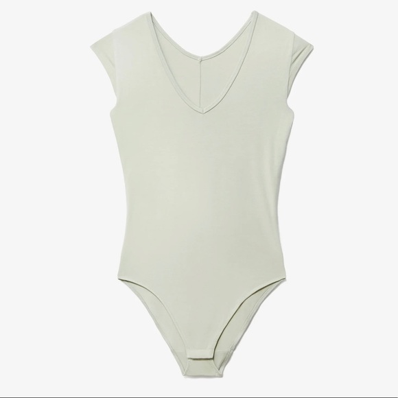 Everlane Bodysuit Small v neck layering - Picture 1 of 8